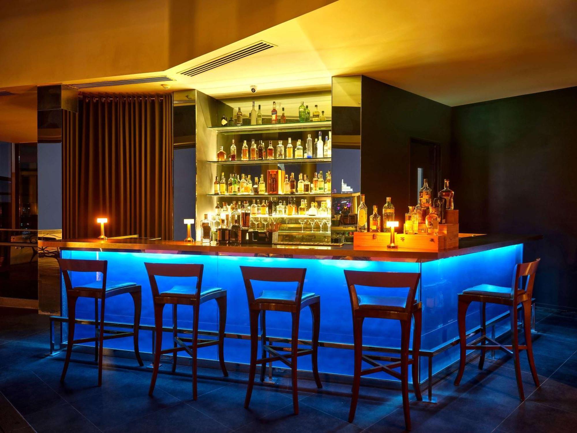 Pullman Saigon Centre Отель